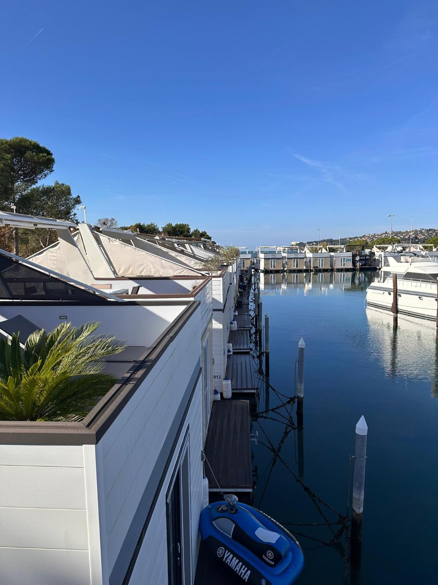 Floating House - Marina Pearl Daire Portorož Dış mekan fotoğraf