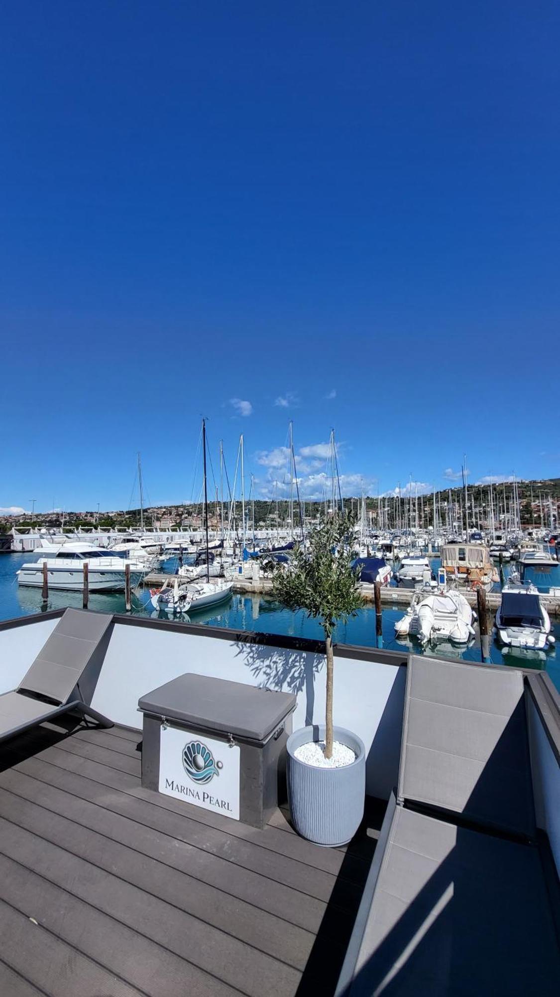 Floating House - Marina Pearl Daire Portorož Dış mekan fotoğraf